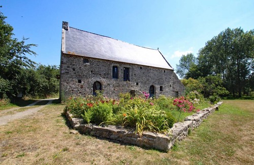 Saint-Lo-d'Ourville House | 200 m² Gîte ∙ 5 bedrooms ∙ 12 guests