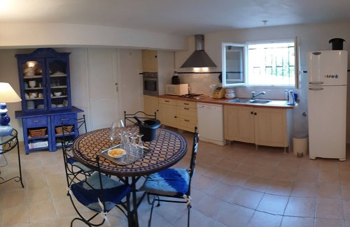 Maora House | 200m from the beach