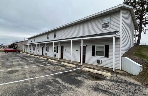 Tomah Apartment | 201 E Veterans St Apt F by Patriot Properties