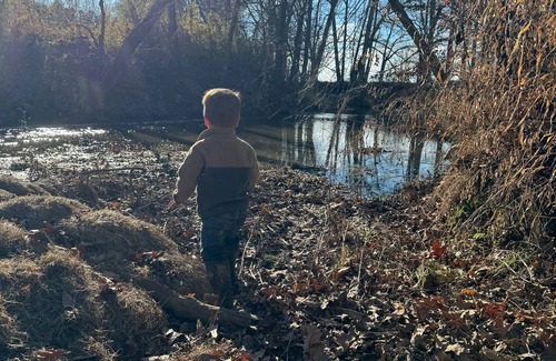 Centerville RV Rental | 2024 Total Eclipse RV Camp