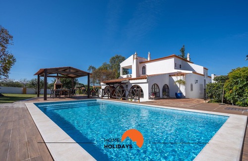 Olhos D'Agua Villa | #213 Vila Roja Pé by Home Holidays