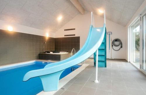 Bratten Strand House | 22 person holiday home in Jerup