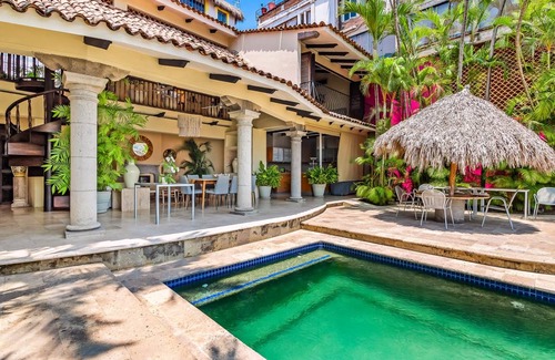 Downtown Puerto Vallarta Villa | 220 m² Villa ∙ 4 bedrooms ∙ 8 guests