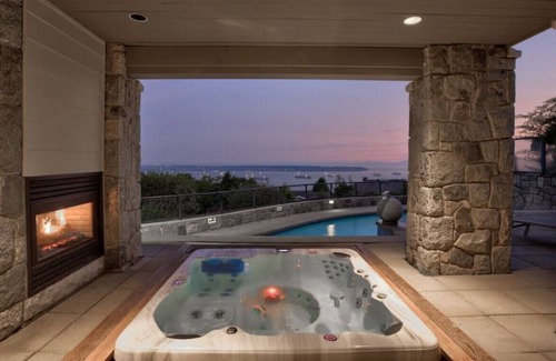 West Vancouver House | 2239 Lythe Crt.-Ehsan-U-17% · Immaculate West Vancouver Home - Amenities & Views