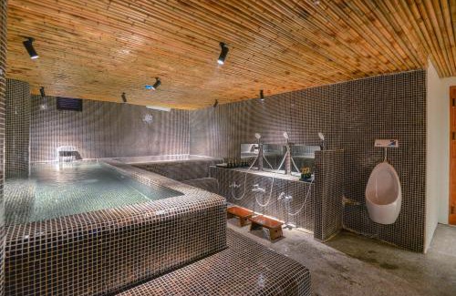 Dich Vong Hotel | 22Land Hotel & Residence