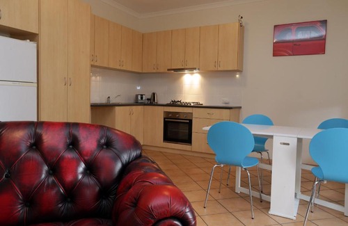 Doubleview Apartment | 230 Alice Street