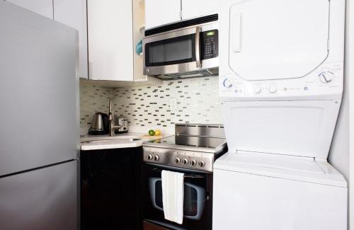 Peter Cooper Village Apartment | 24-10 Studio Prime Gramercy WD in Unit