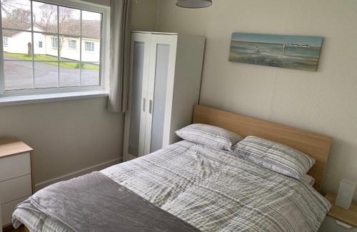 Scurlage Resort | 24 Gower Holiday Village
