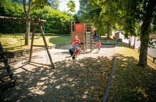 Saint-Remy-Sur-Durolle House | 24 m² Mobile home ∙ 2 bedrooms ∙ 5 guests
