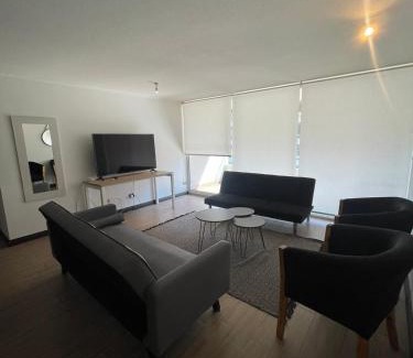 Las Condes Apartment | 24 metros Clínica las Condes