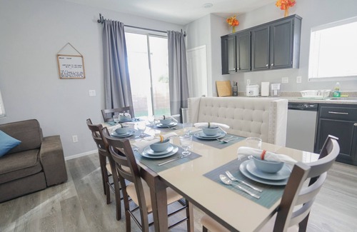 North Las Vegas House | 2400SqFt House 6beds 3bath Pool table BBQ