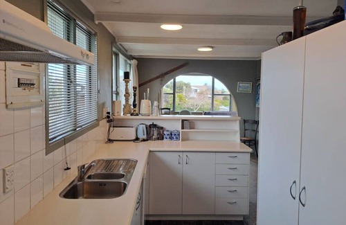 Rainbow Point House | 25 Rainbow Drive, Taupo