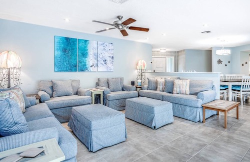 Palm River Estates House | 252 m² House ∙ 5 bedrooms ∙ 10 guests