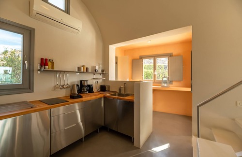 Oia House | 270 Oia's View