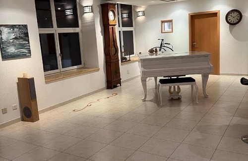 Rorbas Apartment | 280 m² Apartment ∙ 2 bedrooms ∙ 8 guests