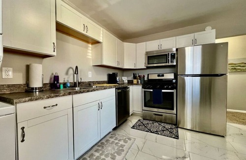 New Miami Apartment | 285 Whitaker unit A · Welcoming Two Bedroom Apartment on Whitaker