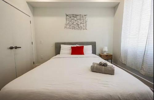 North Philadelphia East Apartment | 2bdrm Apt In The Heartofphilly