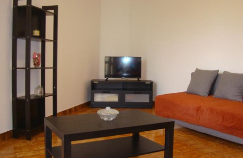 Alverca do Ribatejo Apartment | 2Bed 15km Lisbon - Wifi, Ac, Parking
