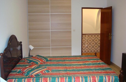 Alverca do Ribatejo Apartment | 2Bed 15km Lisbon - Wifi, Ac, Parking