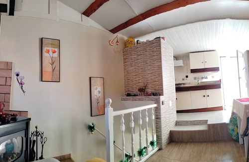 Fuenmayor House | 2bed Traditional Apt - Private Balcony - Fuenmayor