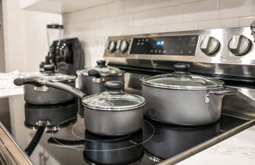 Mantua Apartment | 2bed2bathking Bedcentralwdwifi