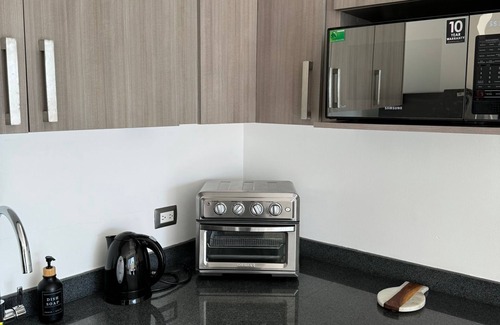 Las Gaviotas Apartment | 2BR- 2BA Golden Zone penthouse 300meter to Beach + Malecon ocean + island view