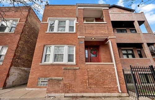 Andersonville Apartment | 2BR Apartment in Andersonville Neighborhood.