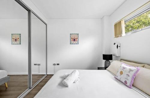Strathfield Apartment | 2BR Apt in Strathfield Sleeps 6