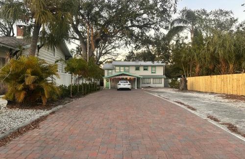 Village of the Arts Apartment | 2BR at Lecom Park Downtown Beaches & Ample Parking Space