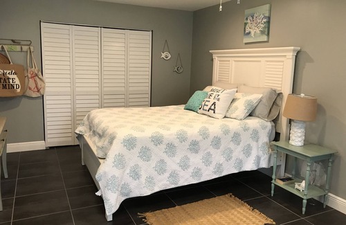 Greenacres House | 2BR Cottage in the center of West Palm Beach