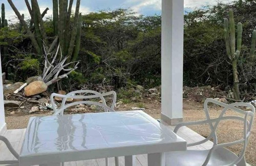 Alto Vista House | 2BR Home in Noord, Aruba