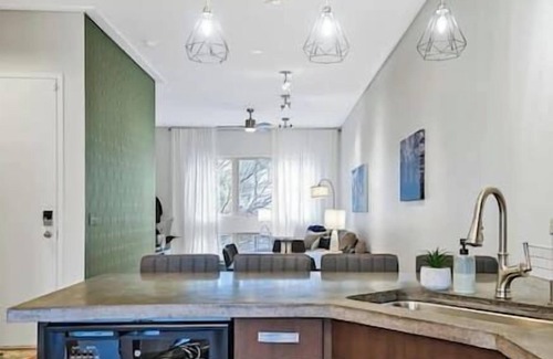 Maggie Valley Apartment | 2BR in Brooklyn Arts District Downtown Wilmington