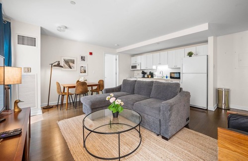 Theatre District Apartment | 2BR in Downtown Boston 2891