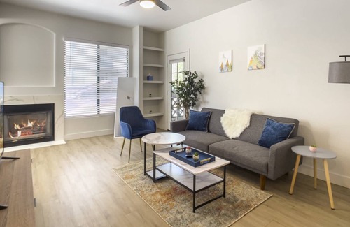 Kierland Apartment | 2BR Kierland Commons Golf Oasis by Cozysuites!