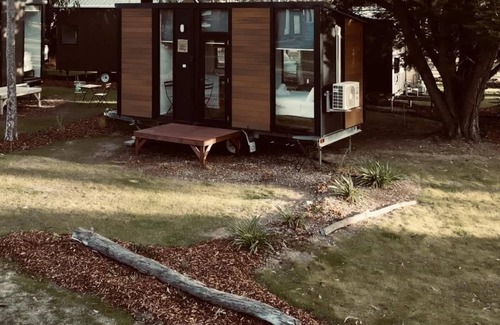 Dadswells Bridge House | 2BR Tiny Family Home @ Grampians Edge by Tiny Away