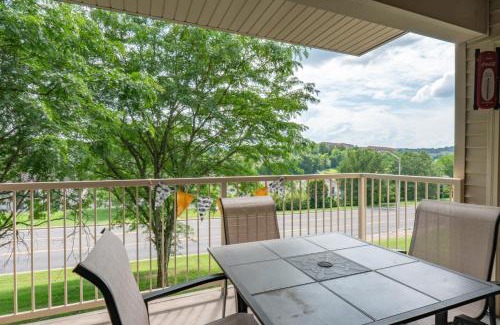 Branson House | 2BR Walk-In Condo - Near the 76 Strip - 2 Pools - FREE TICKETS INCLUDED - FHF-11