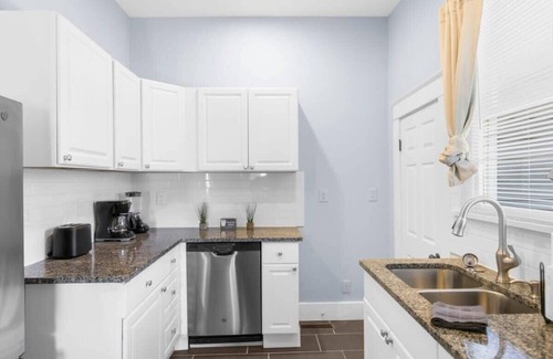 Crestline Heights House | 2nd Ave East Lake Craftsman