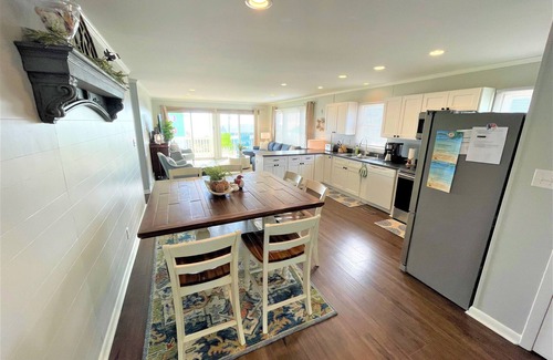 Emerald Isle House | 2nd-row crystal-coast-cabana bliss w/splendid ocean views—NO FEE for Fido