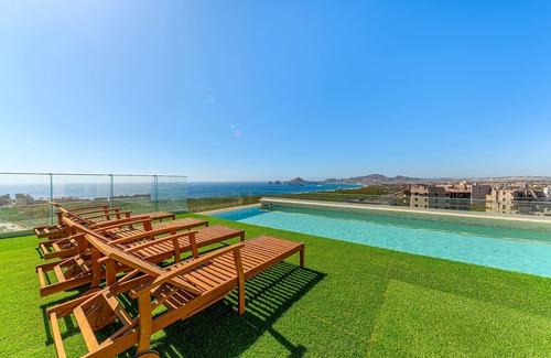 Los Cabos Apartment | 2ndFloor with Roof Access 2 the Best Views in Cabo