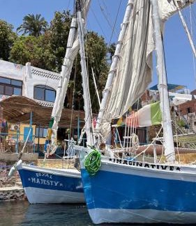 Aswan Boat Rental | 2night Felucca tour from aswan to komombo