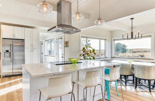 Warrenton House | 3-Acre Oceanfront Home Game Room and Fire Pit!