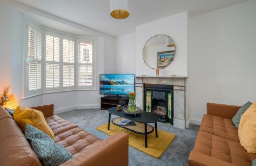 Cowes House | 3 Anzac Cottage