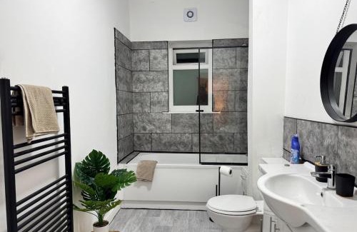 Shiremoor House | 3 BD Luxury Stay For Contractors & Families