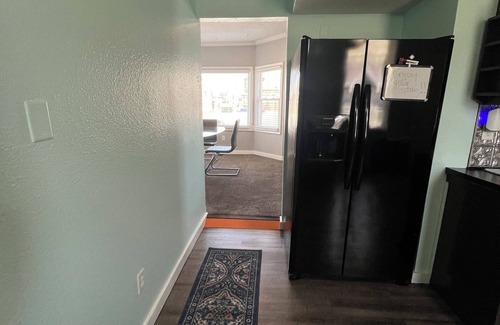 Cedar Rapids - Iowa City House | 3 Bed, 1 Bath 9 Blocks from Alliant Energy PowerHouse and Downtown