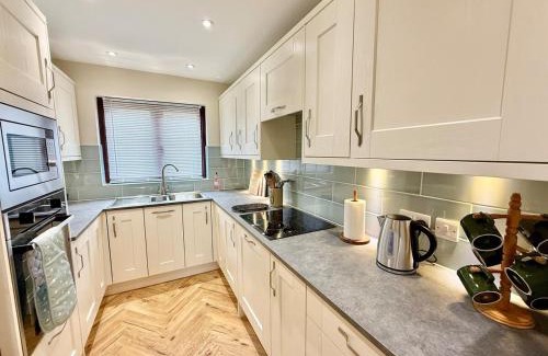 Newark House | 3 bed house in central Newark
