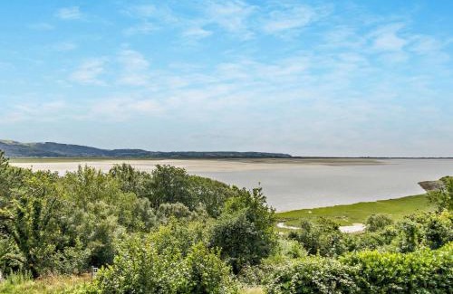 Aberdovey House | 3 Bed in Aberdovey DY032