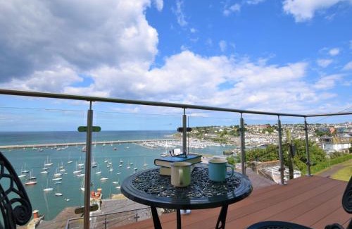 Brixham House | 3 Bed in Brixham 75382