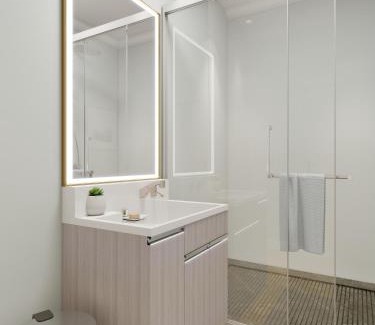 Spitalfields Apartment | 3 Bed Liverpool Street Loft