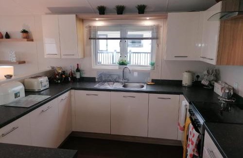 Eyemouth House | 3-Bed Lodge with SeaView-Fireplace-Garden-FreeP