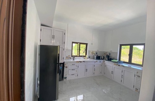 Calodyne Villa | 3-bedroom villa in delightful Calodyne Saint Francois with AC, WiFi